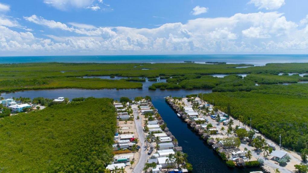Tiny House Rv, Kayak Hotel Key Largo Exterior photo